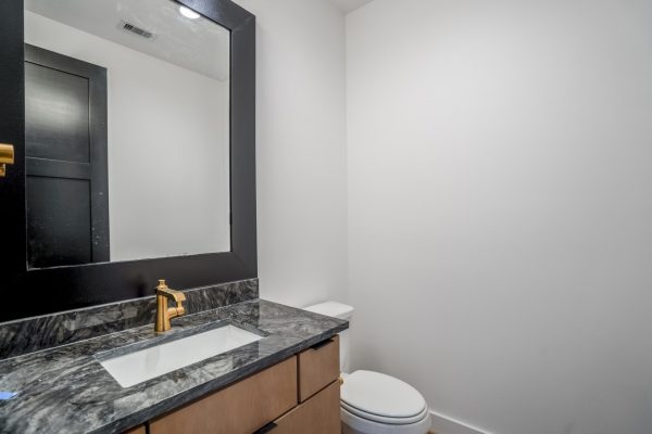 Bathroom in 221 West 23rd Street Houston TX from stonefield homes